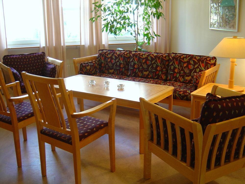 Nordiska Folkhoegskolan Bed And Breakfast Kungälv Esterno foto