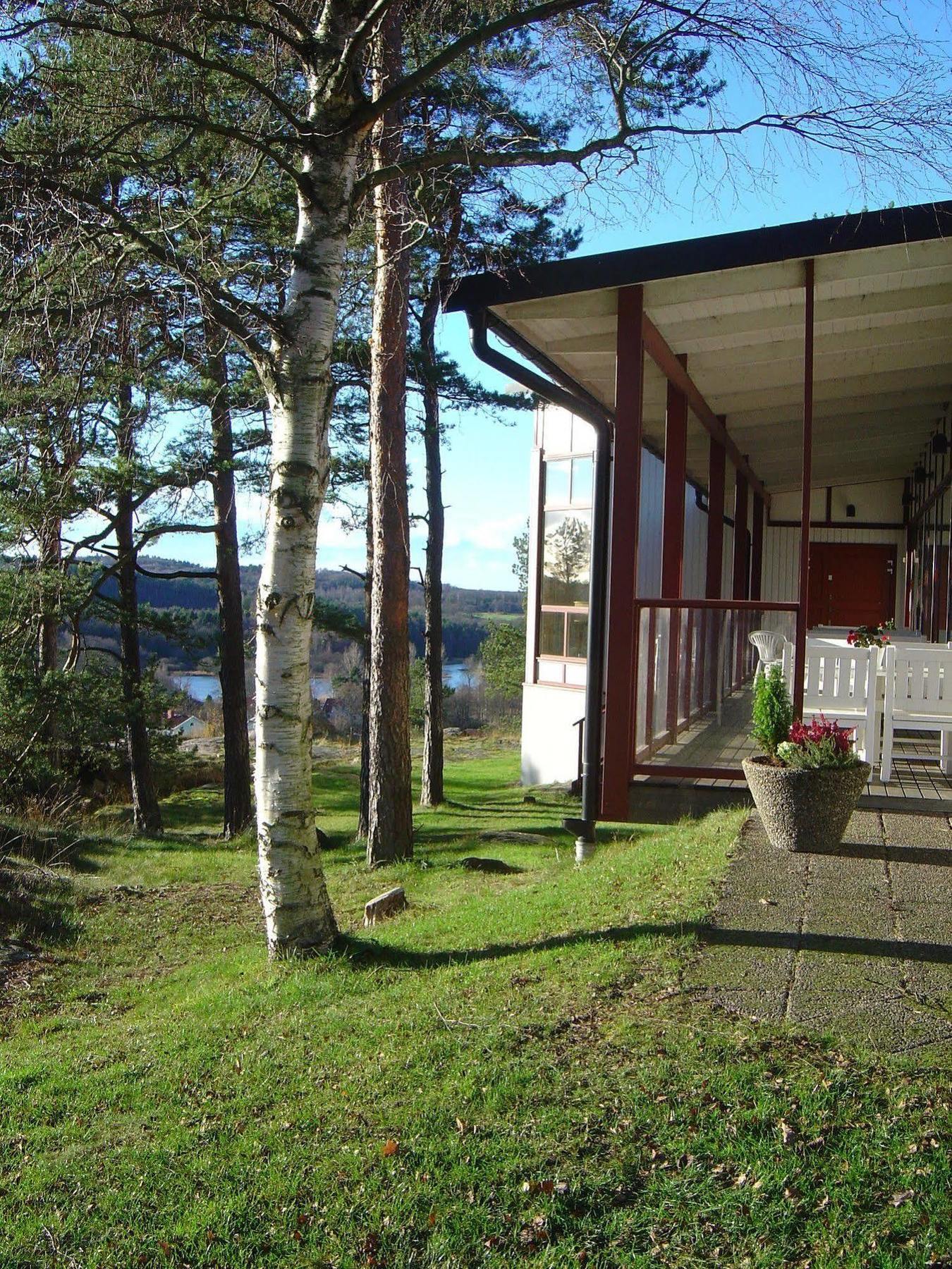 Nordiska Folkhoegskolan Bed And Breakfast Kungälv Esterno foto