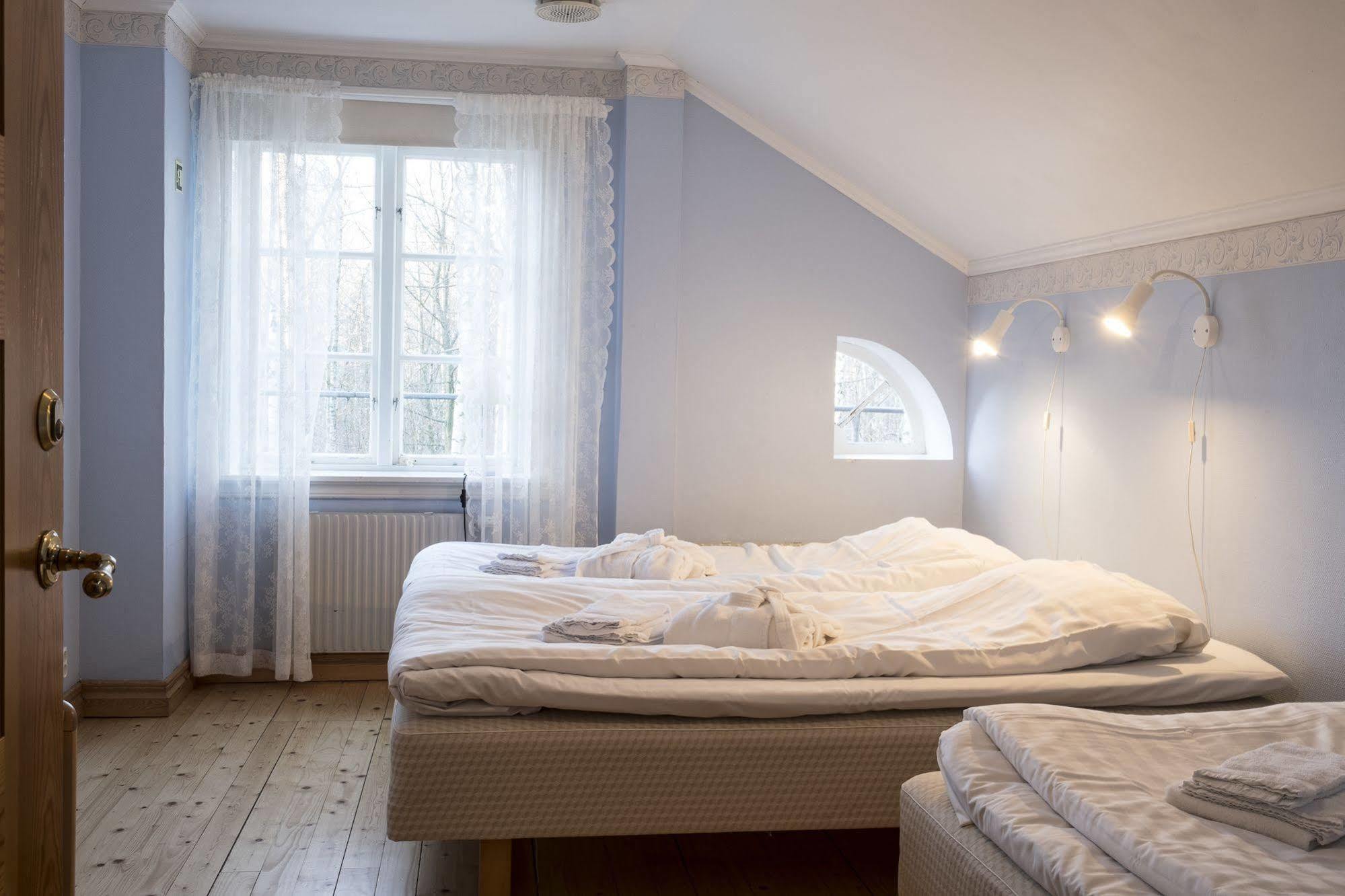 Nordiska Folkhoegskolan Bed And Breakfast Kungälv Esterno foto