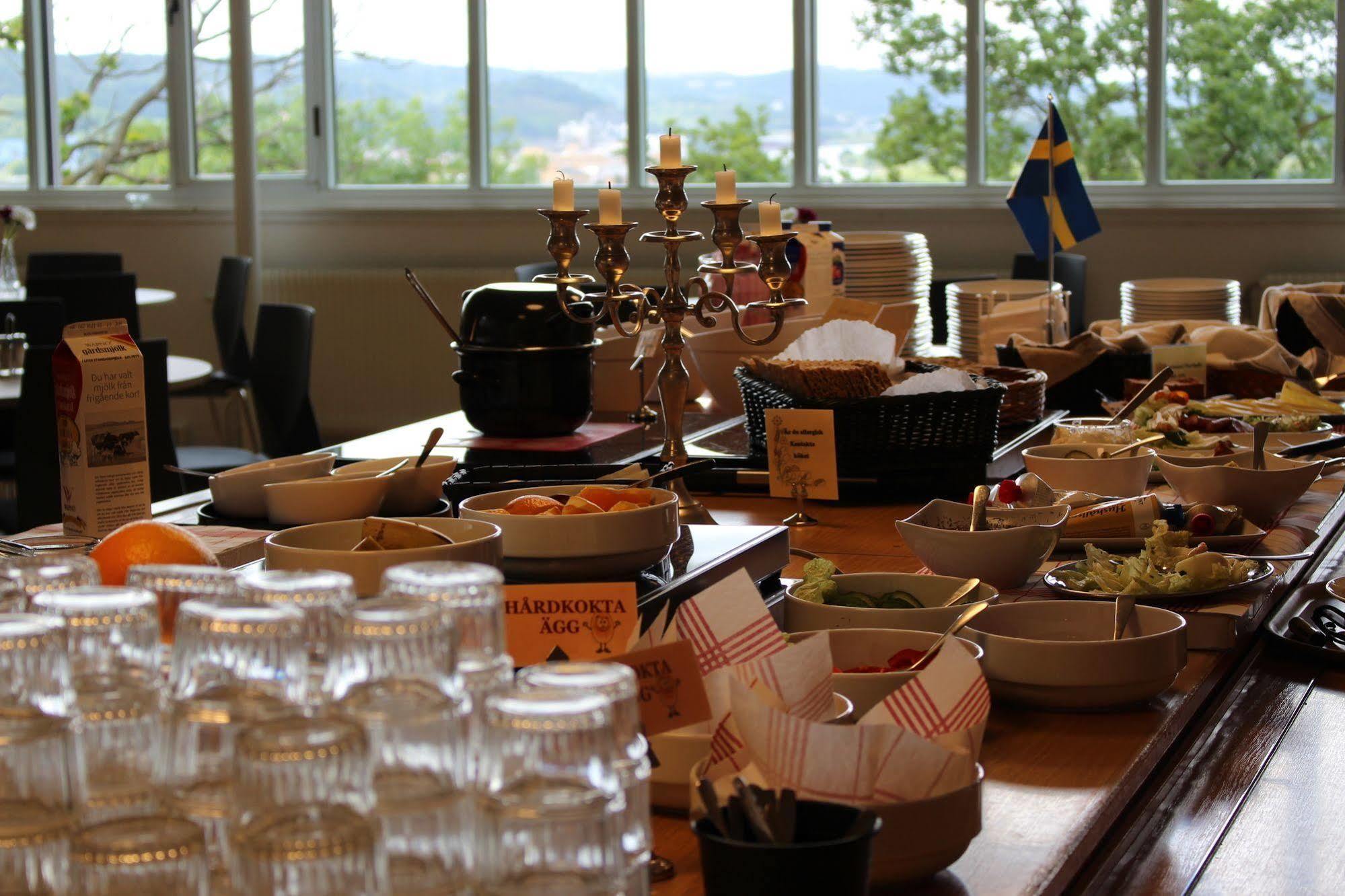 Nordiska Folkhoegskolan Bed And Breakfast Kungälv Esterno foto