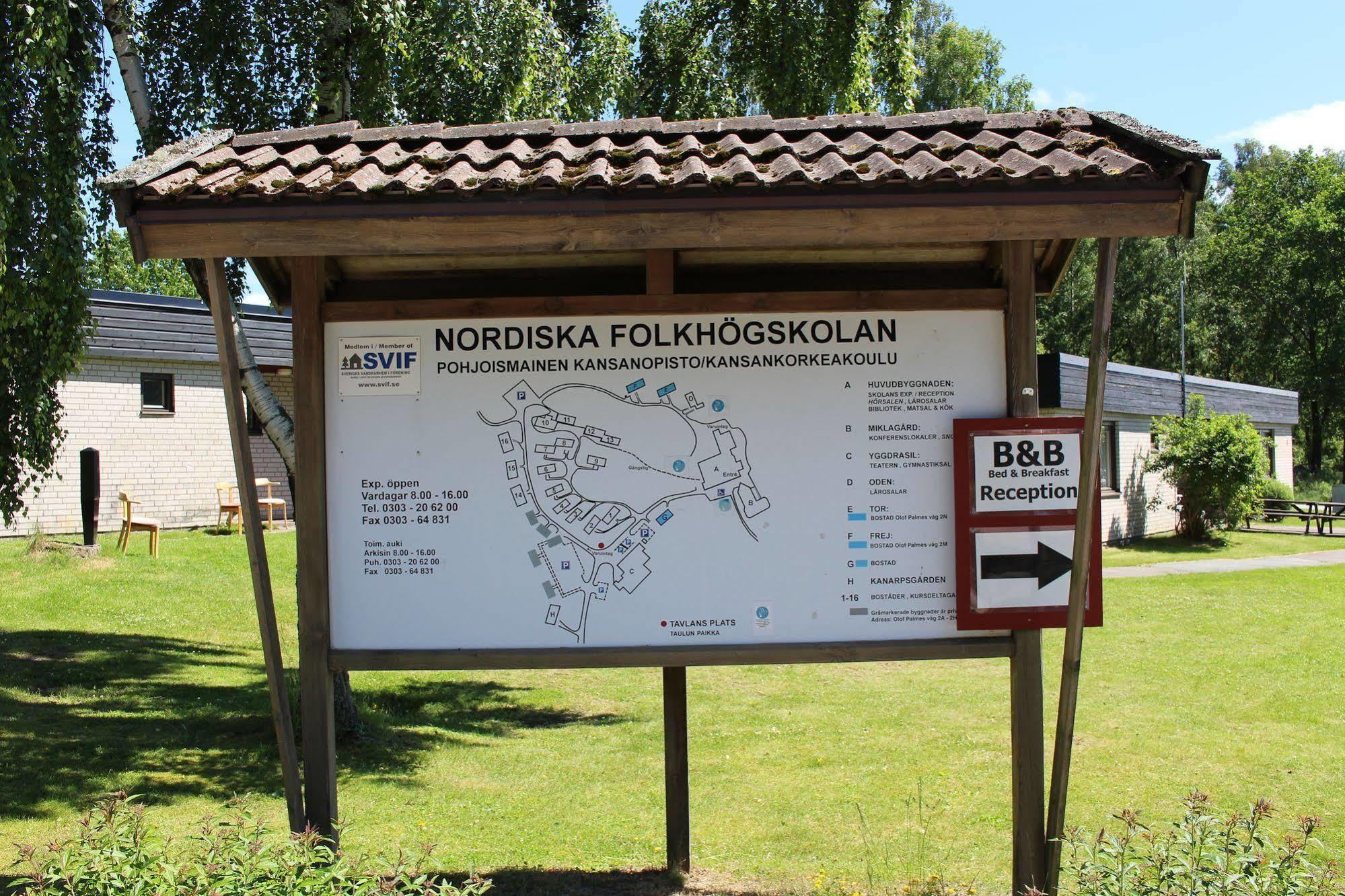 Nordiska Folkhoegskolan Bed And Breakfast Kungälv Esterno foto